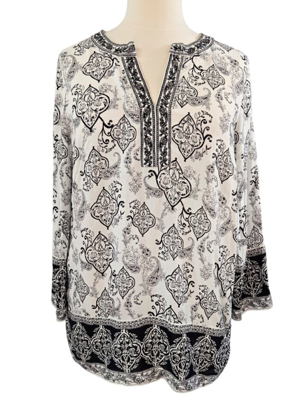 White House Black Market Floral Paisley Split Neck Tunic Boho Beachy